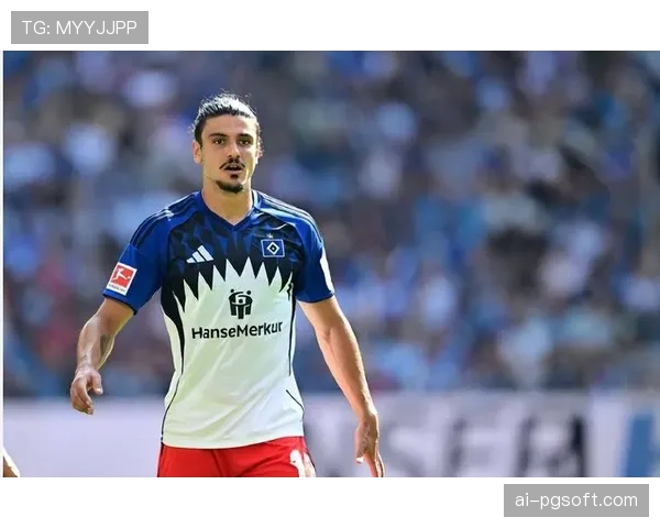 国安主力后卫拉莫斯伤退，比赛第12分钟因身体不适被柏杨替换下场